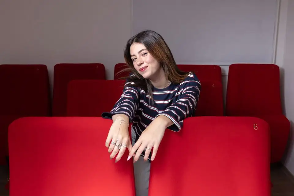 דפנה אליקים מתוך '21 עד 21' של 'מעריב לנוער'. . צילום: דויד סקורי. איפור שיער: טל נעמן