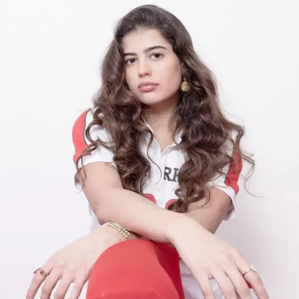 מרים סגל. 21 עד 21 . צילום: דויד סקורי